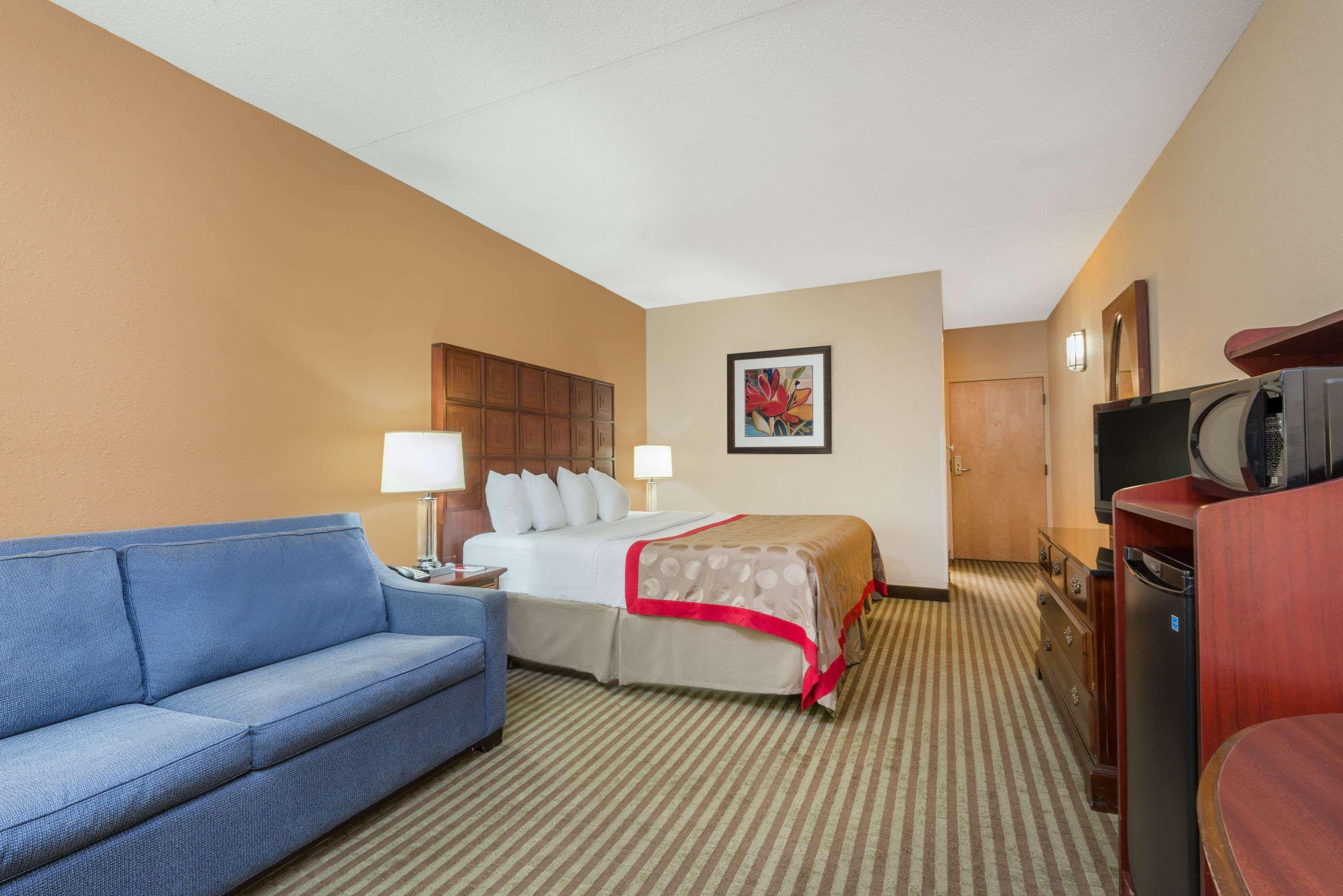 Hotel Ramada By Wyndham Columbus North Westerville Zewnętrze zdjęcie